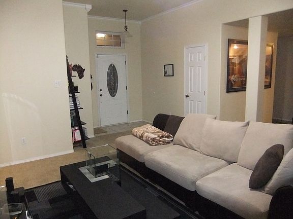 2nd image of 2325 Jadyn Ln