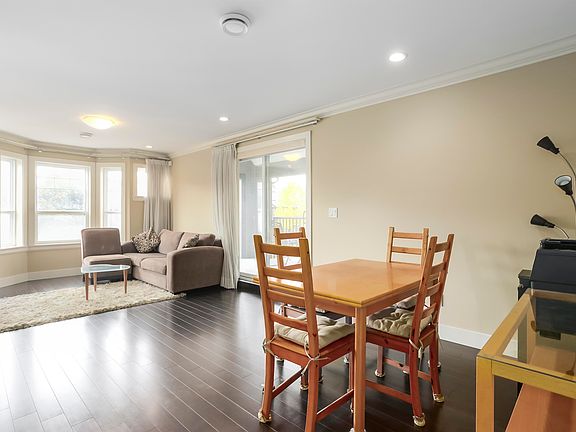 5th image of 213 Hume St