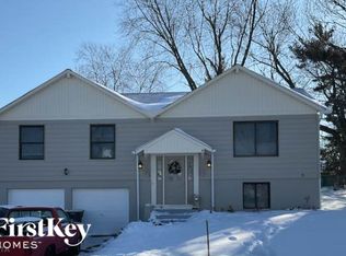 23 Wendy Ln, Saint Peters, MO