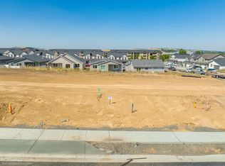 31 Steptoe Dr, Cheney, WA 99004