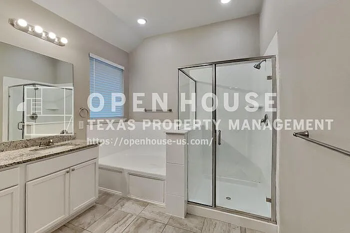 1260 Meridian Dr — Photo 11