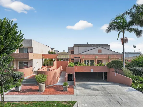 16700 Yukon Ave APT 202, Torrance, CA 90504