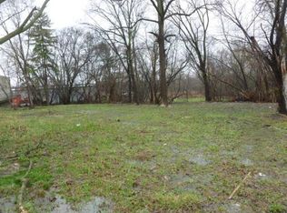 6N187 Garden Ave, Roselle, IL