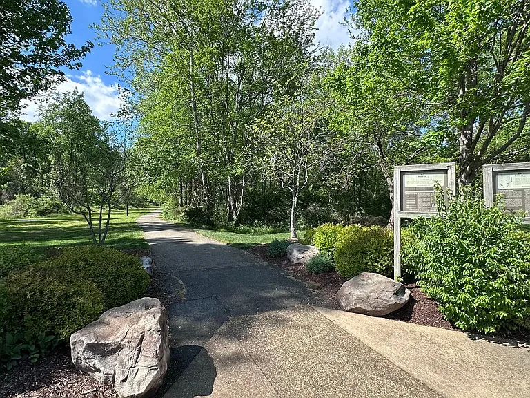 5231 Winter View Dr — Photo 99