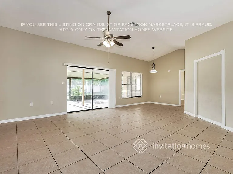 1726 Lake Crest Ave — Photo 4