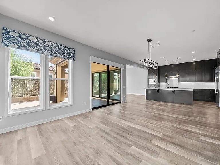 20752 Spruce Cir — Photo 14