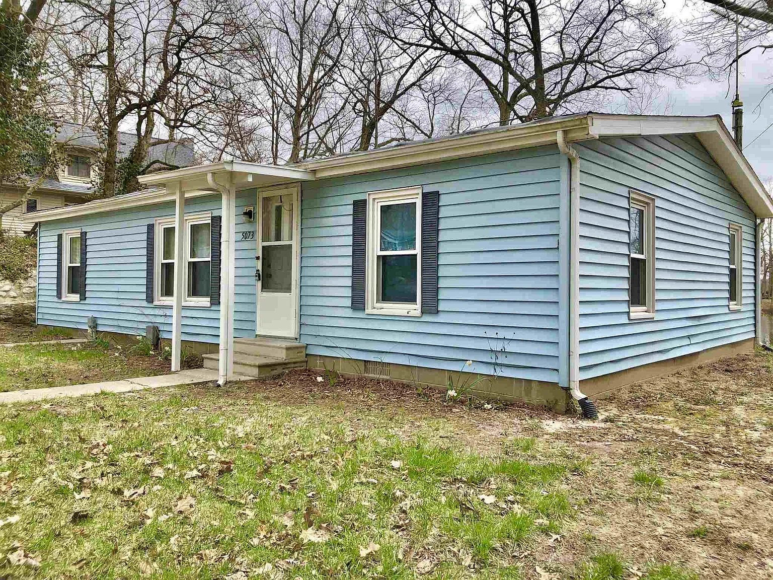 5073 W Lakeview Park Dr photo 1