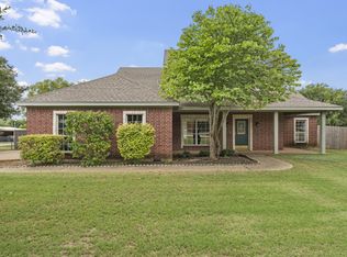 1694 McLennan Crossing Rd, Woodway, TX 76712