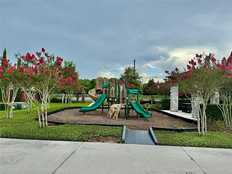 934 Legacy Winds Way — Photo 32