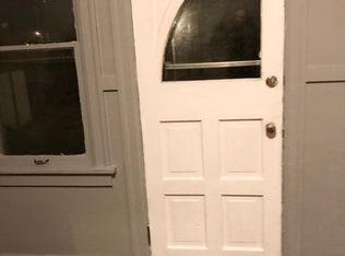 808 17th St APT 1, Moline, IL 61265