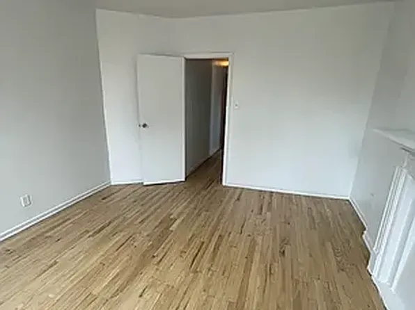 725 11th Avenue image 4 of 13