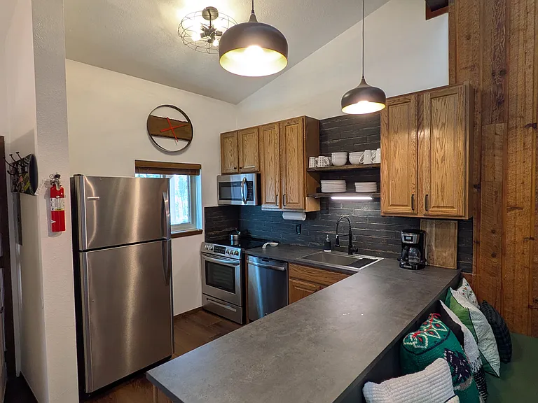 214 Village Dr #17-31 — Photo 6