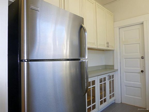4th image of 1250 Taylor St APT 12