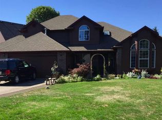 1869 E Burnett St, Stayton, OR 97383
