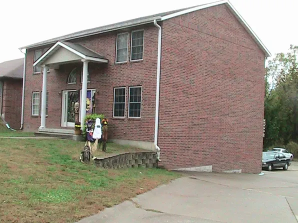 912 S Mitchell St APT B, Warrensburg, MO 64093