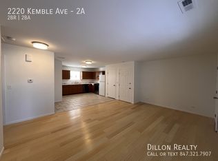2220 Kemble Ave APT 2A, North Chicago, IL 60064