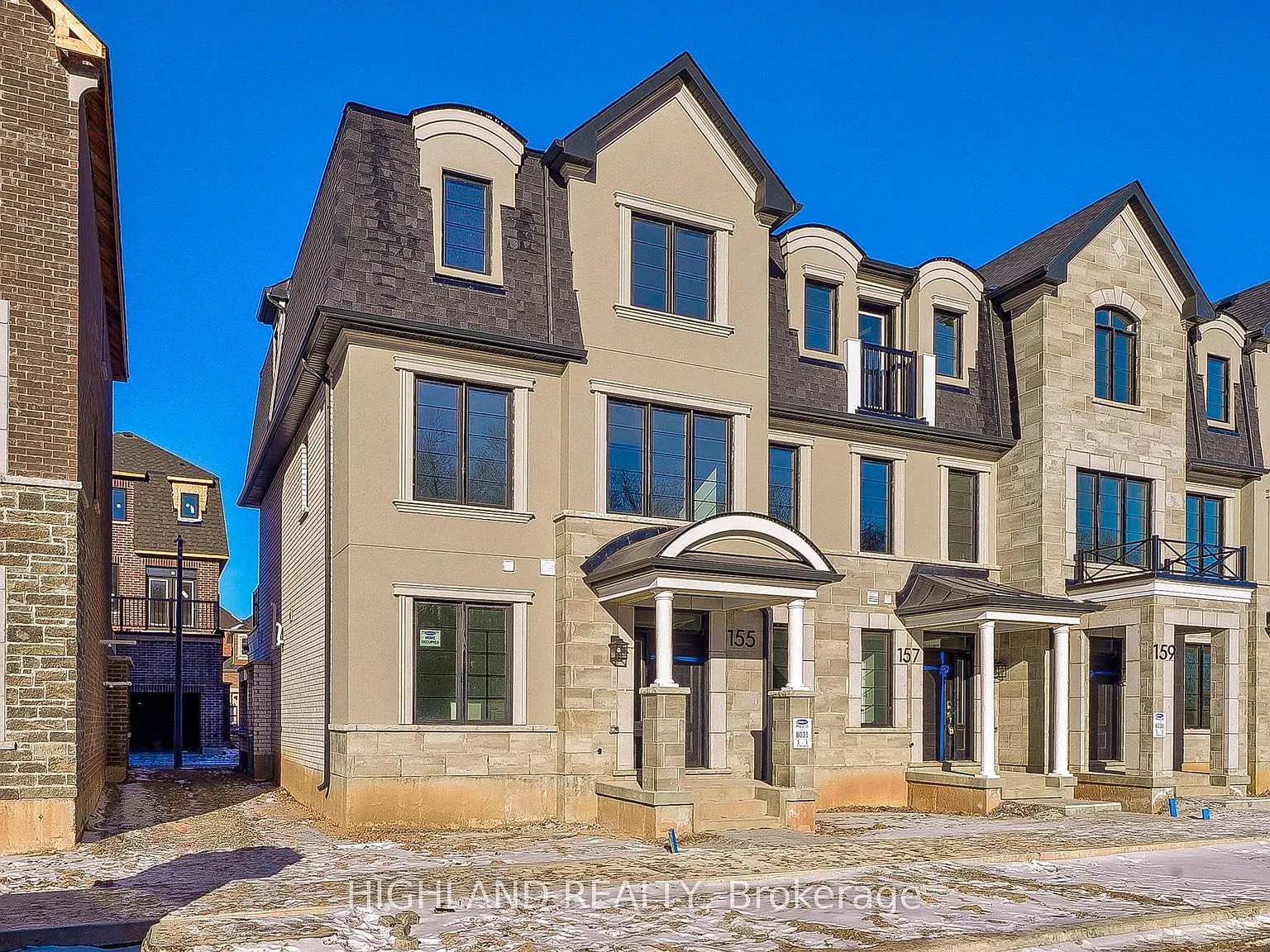 4 bed, $3,700 — Photo 1
