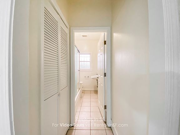 3rd image of 725 E 18th St