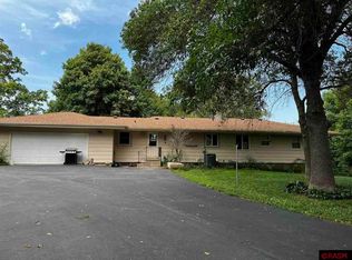 54233 207th Military Rd, Mankato, MN 56001