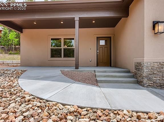 4th image of 629 Misty Pines Cir