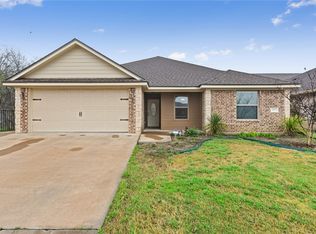 2013 S 15th St, Waco, TX 76706