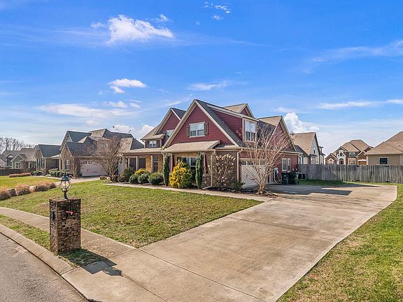 3rd image of 8180 Burgundy Cir