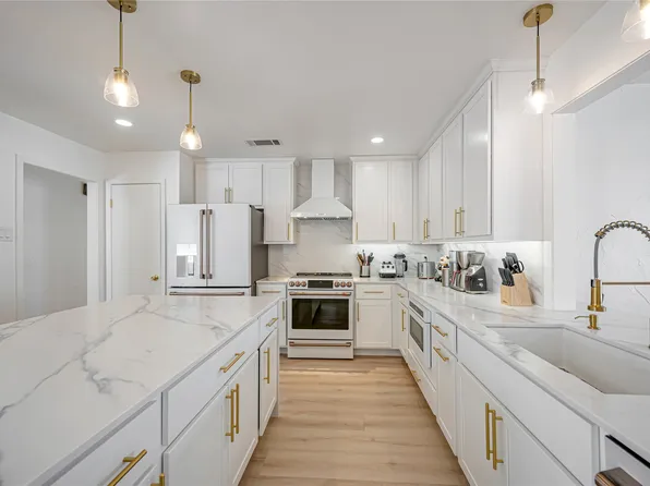 2309 Homestead Pl, Garland, TX 75044