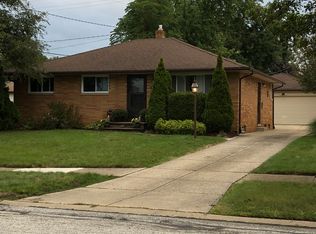 6271 Carol Dr, Brookpark, OH