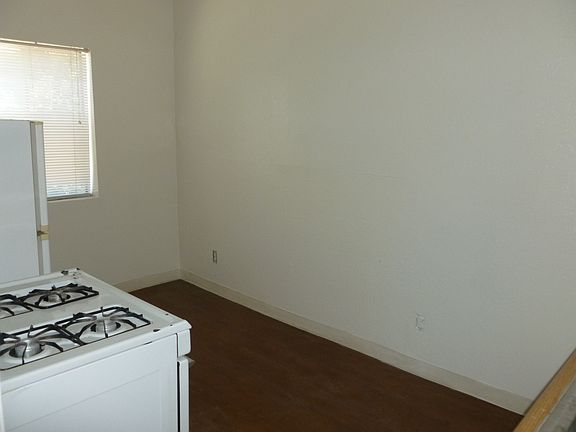 2nd image of 4353 S Western Ave APT 6
