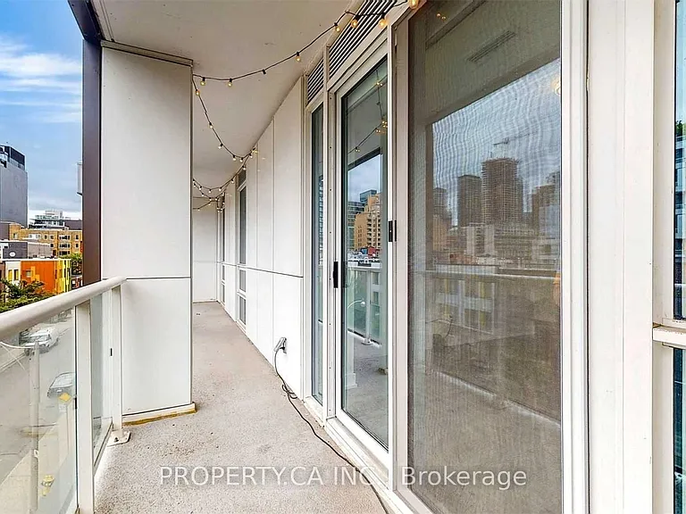 80 Vanauley St #315 — Photo 23