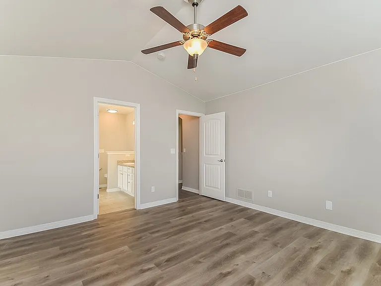 6863 Phantom Way — Photo 10