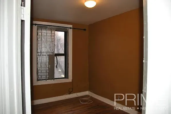 Sold by Prime NYC | media 10