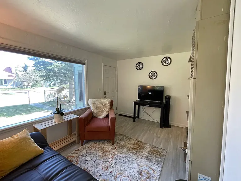1520 G St #1 — Photo 9