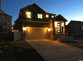 174 E Hillcrest Way, North Salt Lake, UT 84054