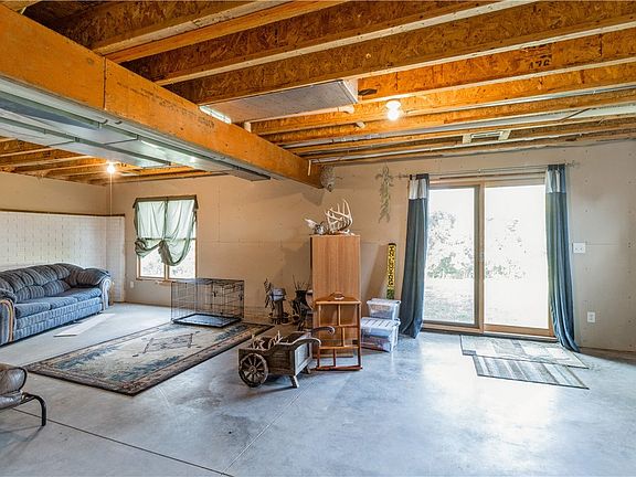 4th image of 2238 Rustic Ave