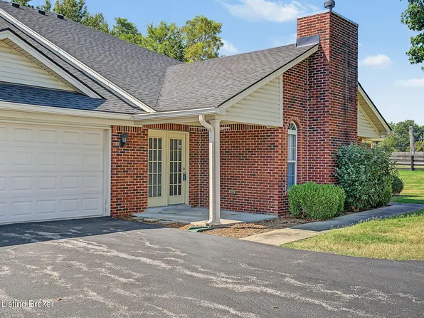 11303 Ridge Lake Dr, Louisville, KY 40272