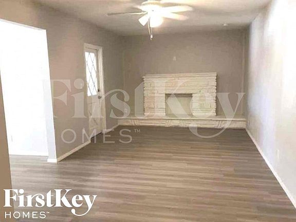3rd image of 1439 W 7th St