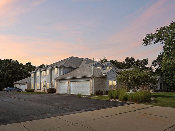2nd image of 9101 S Aspen Dr