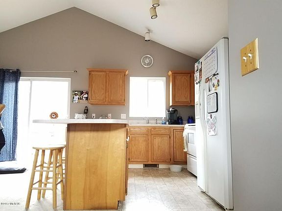 4th image of 6647 Megan Ct