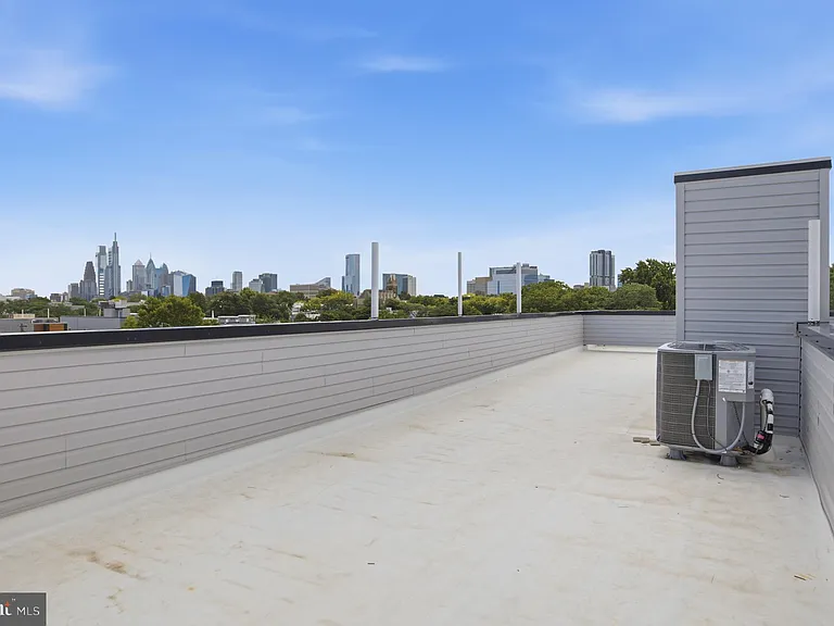 3931 Fairmount Ave #3 — Photo 20