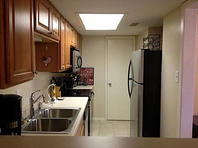 1 bed, 625 sqft, $1,100 — Photo 2