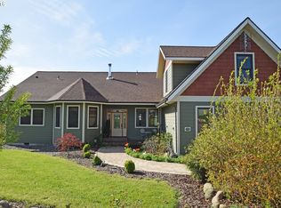 2939 Wyeast Rd, Hood River, OR 97031