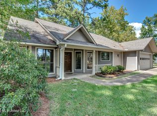 333 Lake Harbor Rd, Brandon, MS 39047