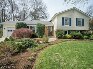 8722 Parry Ln, Alexandria, VA 22308
