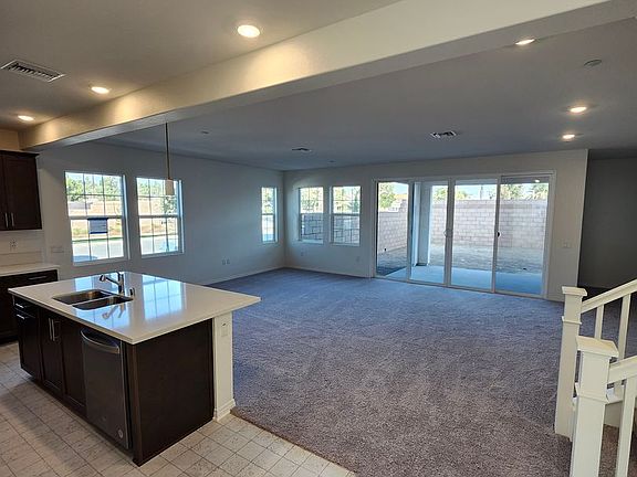 5th image of 2692 E Towhee St
