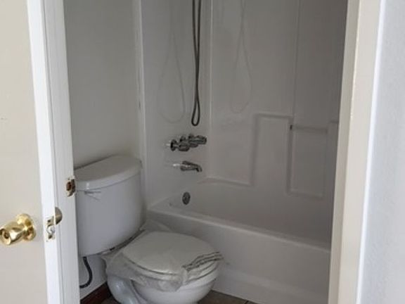 2nd image of 7112 Woodman Ave #111