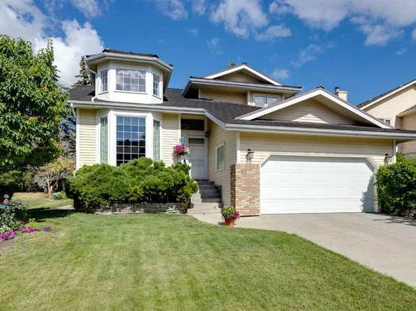 22 SE Varsity Estates Vw NW, Calgary, AB T3B 5J7