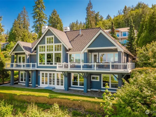 5470 Pine Sisken Road, Blaine, WA 98230