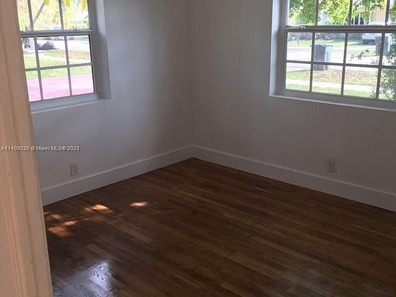2nd image of 1231 NE 129th St