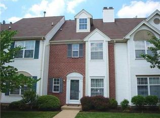 50 Colleen Ct, Kendall Park, NJ 08824